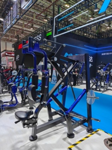 Equipo <span class=keywords><strong>de</strong></span> fitness comercial: Máquina <span class=keywords><strong>de</strong></span> <span class=keywords><strong>remo</strong></span> lineal con carga <span class=keywords><strong>de</strong></span> discos para ejercicios <span class=keywords><strong>de</strong></span> espalda, ideal para hoteles. - Product Image 3