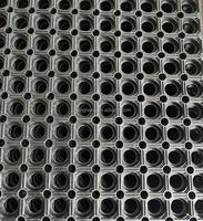 Tapis en caoutchouc pour pelouse 1*1m*16mm, tapis en caoutchouc pour applications marines et stations de ski, usine du Shandong