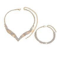 Ensemble de bijoux de mariée, fiançailles, anniversaire, fête, collier, bracelet et boucles d'oreilles en cuivre et strass, style tendance