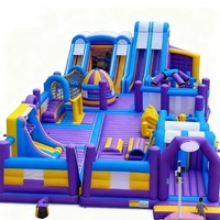 Parc d'attractions gonflable géant commercial en PVC, grande ville de divertissement gonflable pour enfants, location pour événements extérieurs