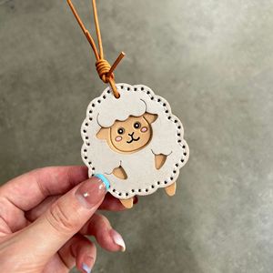 Hot Selling Wholesale Creative Keychains Portable Stainless Steel Sheep Key Fob Leather Bag Pendant <strong>Cute</strong> <strong>Keyring</strong> Gift Ideas - Product Image 6