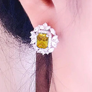 Orecchini a Perno Quadrati con Motivi Floreali per Donne, Stile Vintage da Corte, per Uso Quotidiano, Feste e Regali - Product Image 2