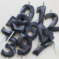 Bougie de gâteau à facettes géométriques noires à brancher pour anniversaire 18 21 30 40 50 60 70 80