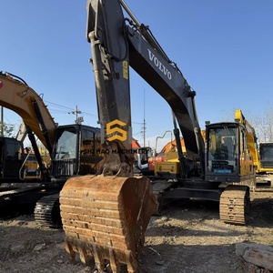 Fuel-efficient Powerful Environmentally Friendly 25 Ton Used Volvo EC240 <b>Tracked</b> Excavator with Kawasaki <b>Pump</b> and Motor - Product Image 1
