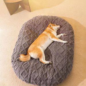 Luxury Modern Soft Thickened Warm Jacquard Pet Sleeping <b>Mats</b> for Autumn & Winter Dogs and <b>Cats</b> - Product Image 1