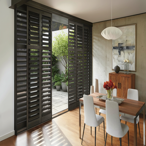 Volets persiennes en bois massif sur mesure avec cadre, finition peinture, pour <span class=keywords><strong>d</strong></span>écoration intérieure, volets de plantation en bois pour salle à manger - Product Image 1