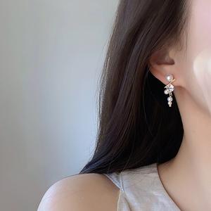 Pendientes de Plata de Ley S925, Elegantes y Exquisitos, con Circonita, Perla y Diseño de Gota de Agua, con Incrustaciones de Diamantes, para Mujer - Product Image 2