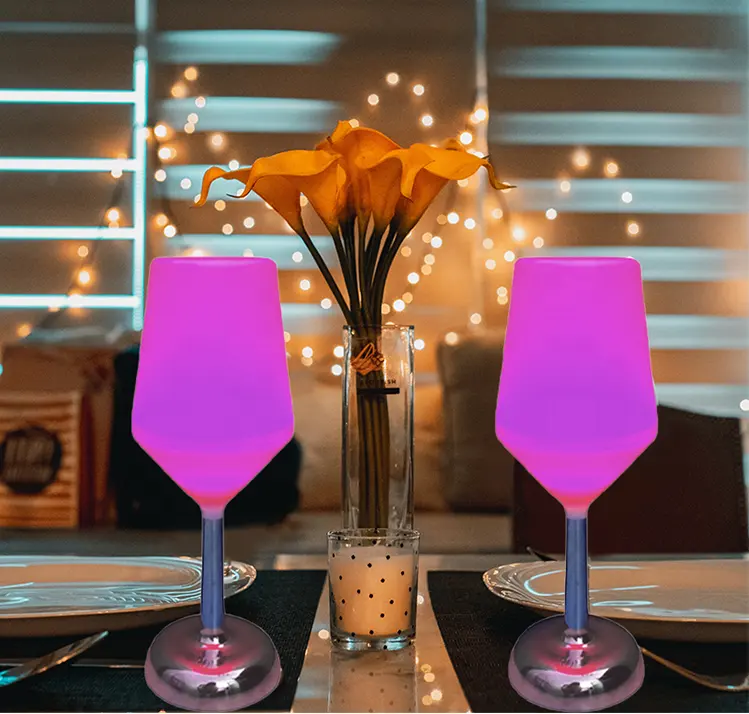 Nouveau design de tasse à LED, kit de lampe en verre de bar à vin solide, cadeau de festival d'anniversaire/de noël