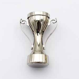 Custom Metal Deportes Pequeños <span class=keywords><strong>Trofeos</strong></span> Copa 3D con Logo Fútbol Ganadores Premio Bádminton Fútbol All Around <span class=keywords><strong>Trofeos</strong></span> - Product Image 4