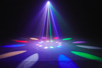 30W RGB Vollfarb-LED Mini Moving Head Bee Eye DMX512-Steuerung für DJ-Konzerte, Partys, Hochzeiten, Hotels, Bühnen, Nachtclubs, Diskotheken