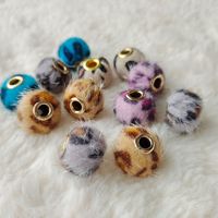 Boule en peluche imprimé léopard 15mm mode mignon grand trou boule en peluche perles en vrac fabrication de bijoux