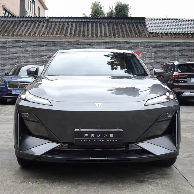 Russia Hot Sale 2025 Changan Deepal S07 285 MAX Qiankun Smart Driving ADS SE Edition RWD Extended-Range EV 5 Doors,5 Seats SUV