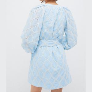 Nuevo Vestido Mini de Mujer con Bordado de Ojales, Cuello en V, Manga Larga, Cinturón, Corte en A, Informal de Verano, de Algodón - Product Image 2