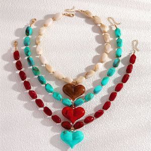 Collana da Donna con Cuore in Resina Colorata Dopamina, Stile Europeo Americano, Esagerata, Irregolare, con Perline, per le Feste - Product Image 1