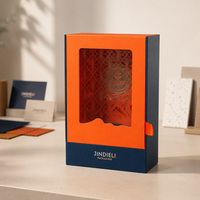 Boîte cadeau en papier kraft personnalisée pour bouteilles, emballage de luxe avec fenêtre transparente et fermeture à ruban