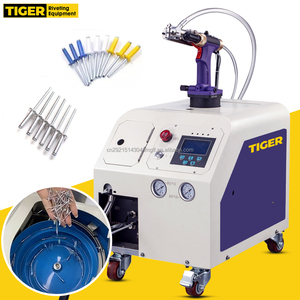 TIGER Herramienta <span class=keywords><strong>Remachadora</strong></span> Automática de Doble Pistola 2.4-6.4mm con Alimentador Automático para Remaches Ciegos - Product Image 1