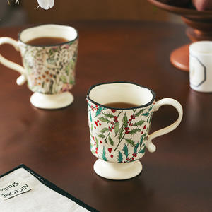 Mug en céramique au design moderne, grande poignée, style britannique vintage, motif floral et d'oiseaux, capacité de 360 ml, tasse à café et à latte pour les fêtes - Product Image 4