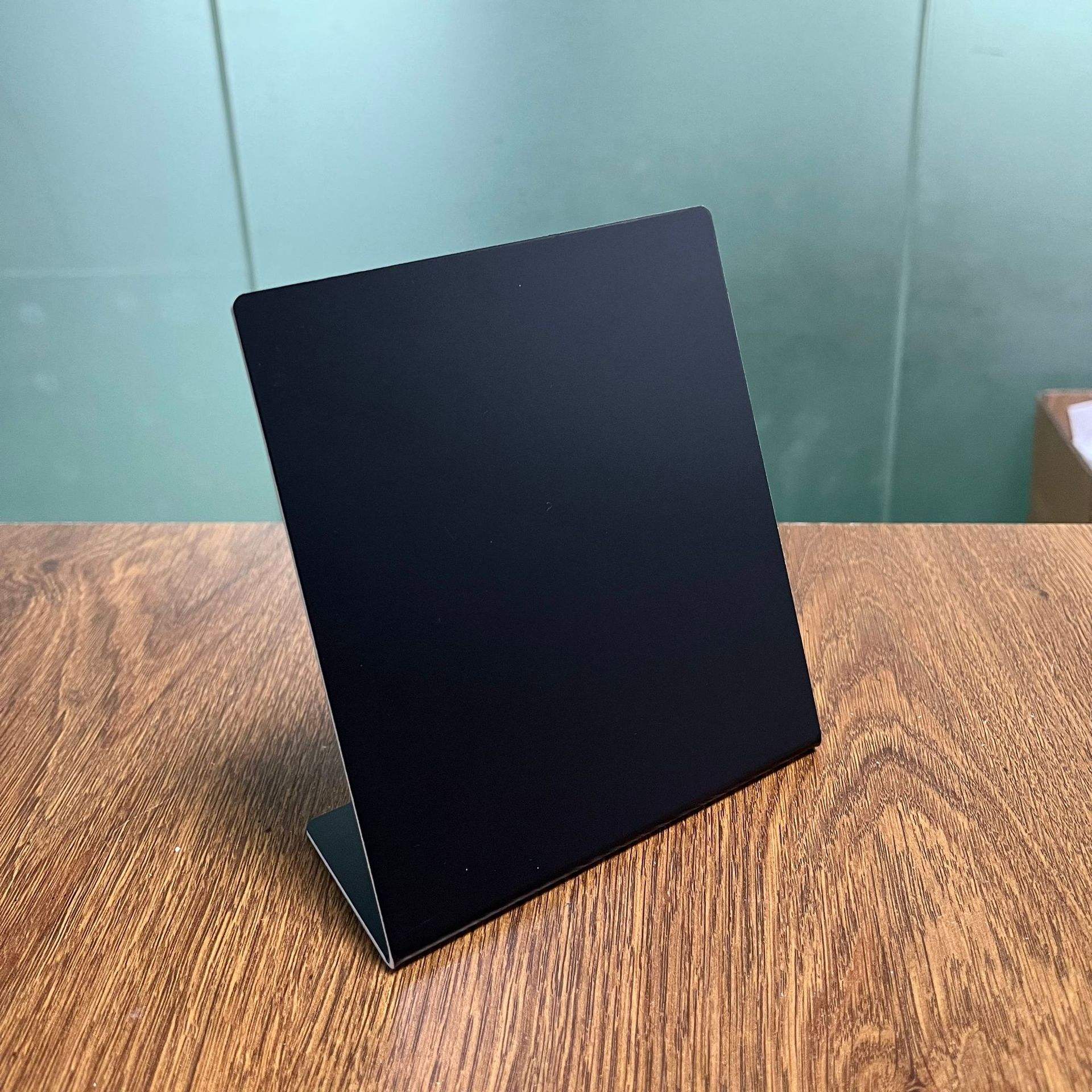 สีดำล้วน ขนาด 190*120 มม.