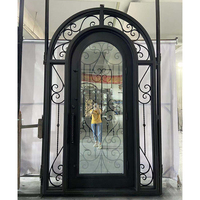Puerta de Entrada Sencilla Arqueada de Hierro Forjado Moderna y de Lujo con Ventana de Vidrio con Diseño de Espiral y Función Antirrobo para Entrada Exterior de Villa