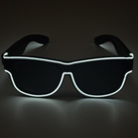 Lunettes de soleil LED lumineuses avec batterie au lithium pour les soirées, festivals et événements nocturnes