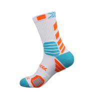 Chaussettes de course de basket-ball sans couture High-Crew Tube de coussin Techniques tricotées Conception personnalisée
