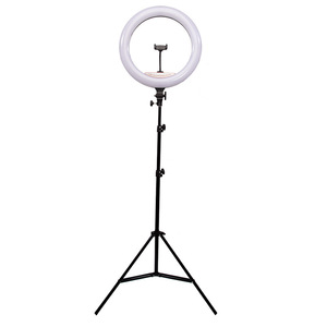 Diffusion en direct portable, anneau lumineux RGB de 45 cm, 28 W, 0,7 kg - Product Image 1
