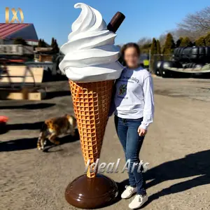 Estatua de cono de helado de fibra de vidrio grande para decoración de tienda