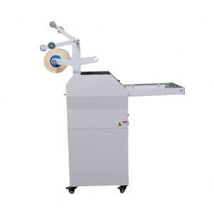 Machine de laminage de film A3 électrique 220V pour le traitement du papier, laminage automatique rouleau à rouleau blanc fm - Product Image 5
