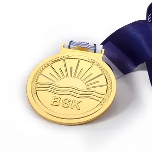Direct Factory Logo Embossed Gold Award Marathon Running Médaille du sport en métal personnalisée
