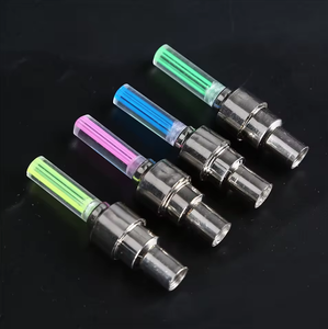 <span class=keywords><strong>Luci</strong></span> per Raggi <span class=keywords><strong>Bici</strong></span> Multicolore al Neon, Tappi Valvola per Ruote MTB, Lampada di Avvertimento Anteriore e Posteriore per Biciclette e Motociclette - Product Image 1