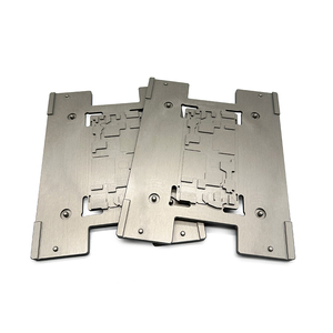Piastra di fissaggio <span class=keywords><strong>in</strong></span> metallo lavorato a CNC bronzo lucidato ottone acciaio inossidabile rame alluminio ottone tornitura per macchine Auto - Product Image 1