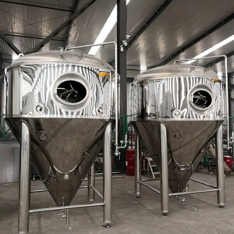 6000L 60HL 50BBL serbatoio di carbonatazione con serbatoio luminoso per birra pressurizzato con controllo della temperatura in acciaio inossidabile personalizzato