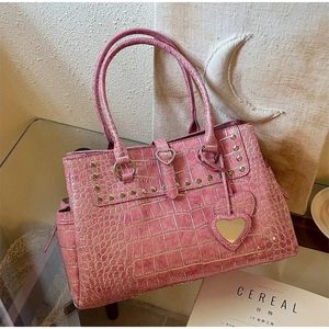 Borsa Tote <span class=keywords><strong>Rosa</strong></span> con Motivo Coccodrillo Stile Y2K, Design Love, Borsa a Tracolla da Donna con Rivetti e Tasca Laterale, Borsa a Spalla di Marca per il Pendolarismo - Product Image 5