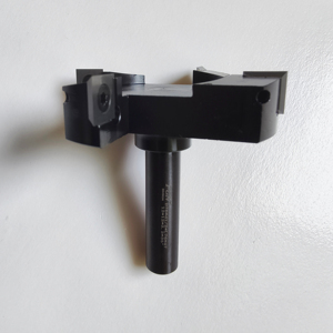 Fraise à tige en bois professionnelle Conception robuste pour la fabrication de meubles, les portes d'armoires et la coupe des bords décoratifs - Product Image 3