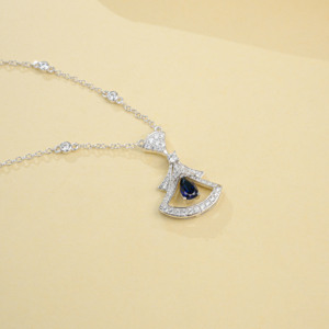 925 silver cultivated sapphire pendant necklace - Product Image 5