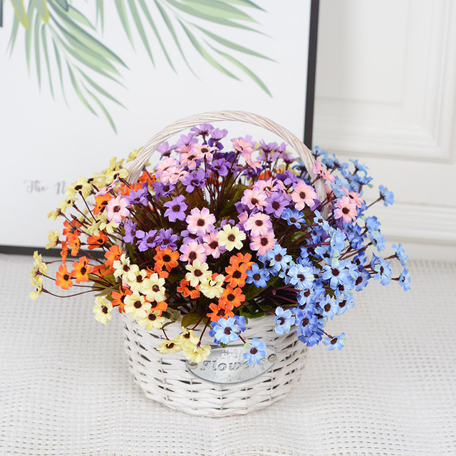 Artificial Autumn-Colored 6-Pronged Daisy Home Decoration Artificial Flower Wholesale for Office Home Wedding Decoration