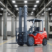 Area Penerimaan Gudang, Area Pengiriman, Forklift Listrik Liftron CPD35 dengan Baterai Lithium-Ion, Ban Solid, Operasi Duduk
