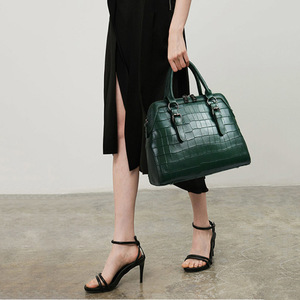 Sacs à bandoulière en cuir véritable à motifs pour femmes, sacs à main personnalisés pour femmes - Product Image 2
