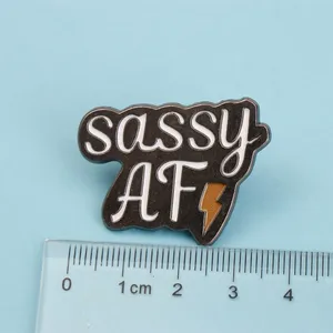 Slogan chữ Sassy AF men kim loại vui Lapel pins trâm cài Phù Hiệu Ba lô Phụ Kiện Bán Buôn Đồ trang sức quà tặng cho bạn bè - Product Image 4