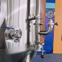 Réservoir de fermentation anaérobie en acier inoxydable 500L bière industrielle fermenteur conique fermenteur de bière Unitank