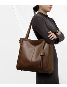 New Fashion Designer Crossbody Bags High Quality Genuine Leather Shoulder Messenger Bag <b>Totes</b> Luxury Women Handbags and Purses - Product Image 6