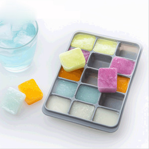 Silicone <span class=keywords><strong>Ice</strong></span> <span class=keywords><strong>Cube</strong></span> khay hình vuông BPA-free <span class=keywords><strong>Ice</strong></span> <span class=keywords><strong>Cube</strong></span> khay khuôn mẫu với nắp cho <span class=keywords><strong>Ice</strong></span> Whisky CAND - Product Image 6