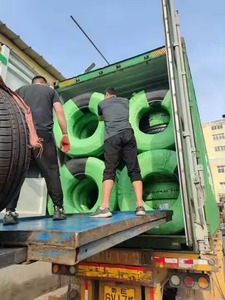 L'usine professionnelle fournit directement de grands pneus de camion antidérapants Pneus de camion noirs 305/70r19.5 - Product Image 3