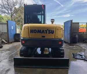 Miniexcavadora Komatsu PC56-7 de Alto Rendimiento, Equipo Original en Perfectas Condiciones, 5 Toneladas, en Venta - Product Image 2