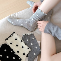 Chaussettes coréennes pour femmes, nouvelle collection printemps/été, à pois, polyvalentes, mi-mollet, en maille à bords volantés, sans couture