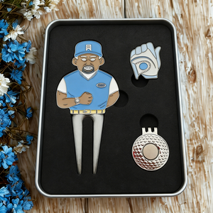 Proveedor Oro: Set de Regalo de Golf Personalizable, Herramienta para Reparar Césped (Divot Tool) y Marcador de Pelota de Metal de Calidad Premium con Diseños de Fichas de Póker - Product Image 5