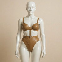 Ensemble soutien-gorge à armatures et culotte taille haute en similicuir premium pour femme avec sangle réglable – Ensemble lingerie deux pièces tendance