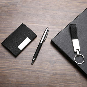 سلسلة مفاتيح للرجال 3 في 1 من أجل التخرج أو عرض الشكر المثالي - Product Image 5