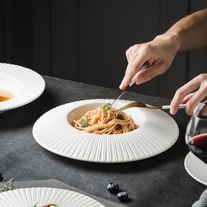 Piatto da Cena in Ceramica Moderna con Texture Radiante, Rotondo, per Ristoranti e Hotel, Piatto <span class=keywords><strong>di</strong></span> Presentazione per Ristorazione Fine, Finitura Sabbiata, per Bistecche e Pasta - Product Image 4