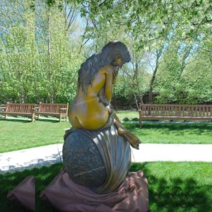 Statue de femme affriolante, décoration extérieure, belle et sexy, fille nue, assise en bronze - Product Image 3